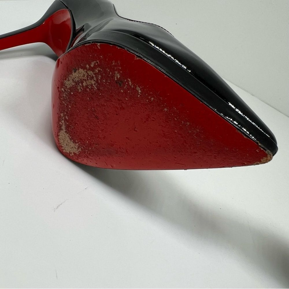 Christian Louboutin Pointy Toe Black Shiny Leather Heels Red Bottoms Size 34 / 4 - Picture 8 of 9